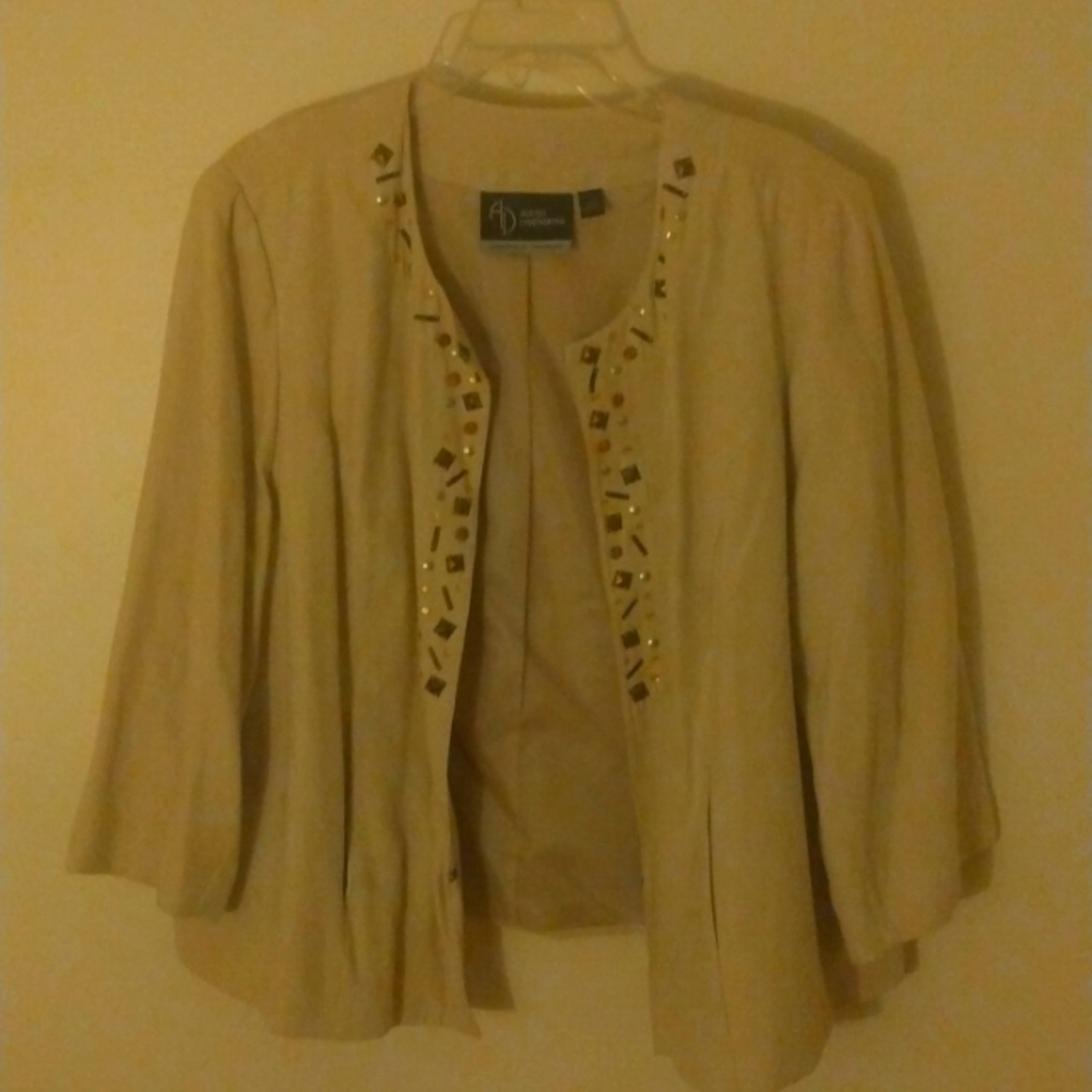 Tan suedette jacket fits size 2X/22W/24W